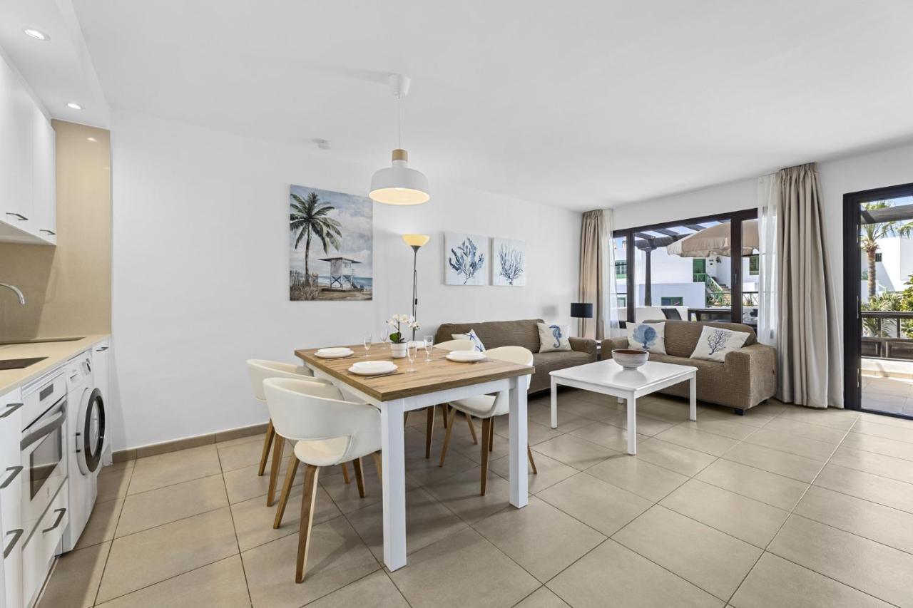 Casahost Bastian Boutique I Seaview Apartamento Costa Teguise Exterior foto