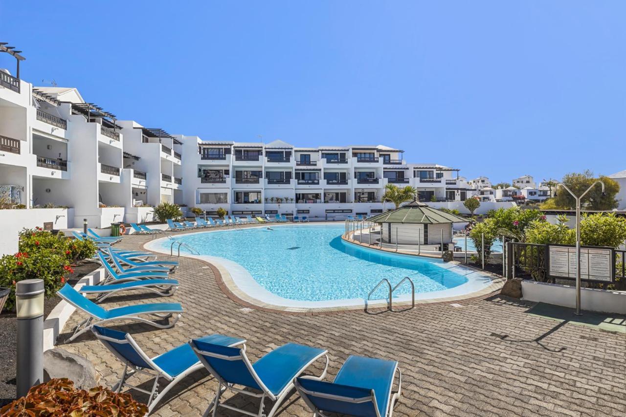 Casahost Bastian Boutique I Seaview Apartamento Costa Teguise Exterior foto